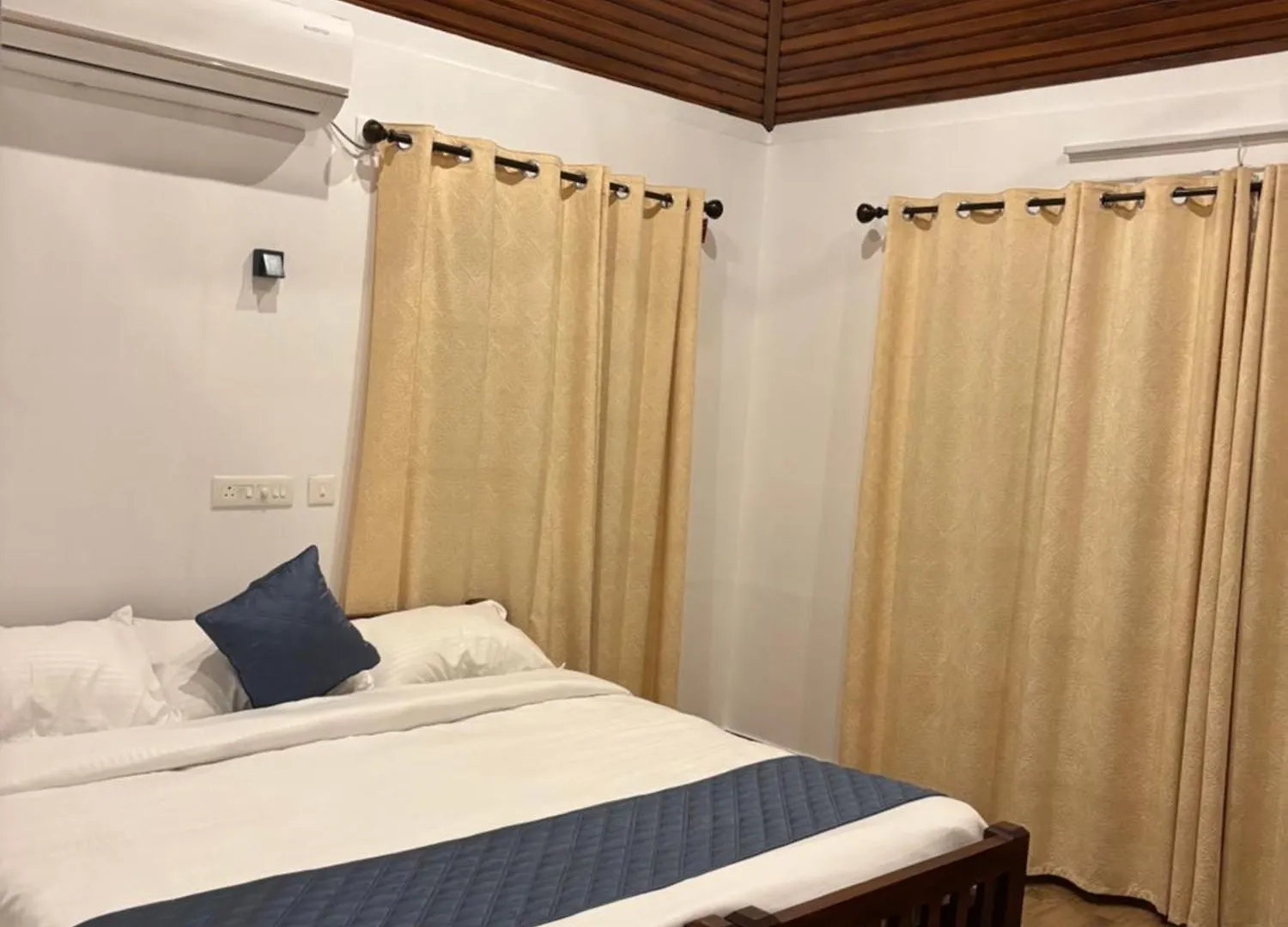 Champakulam Good Friends Inn בית אירוח