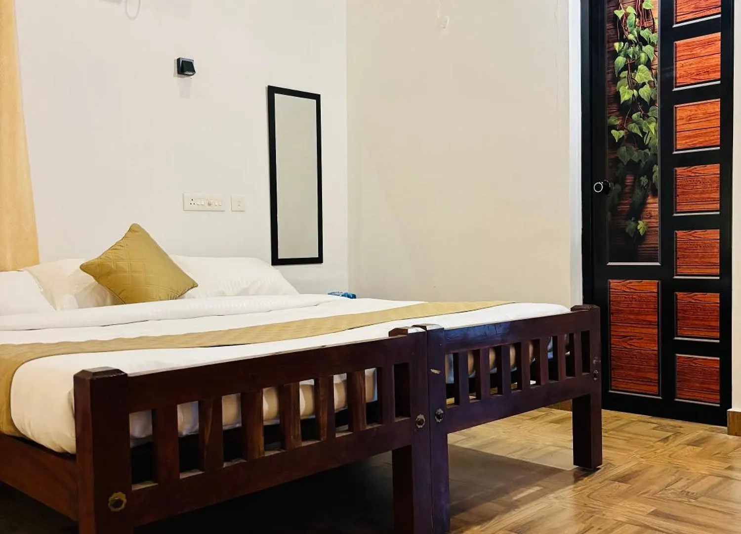 Good Friends Inn Champakulam